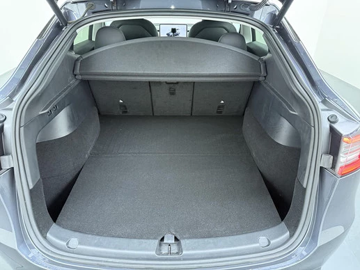 Tesla Model Y - Afbeelding 11 van 30