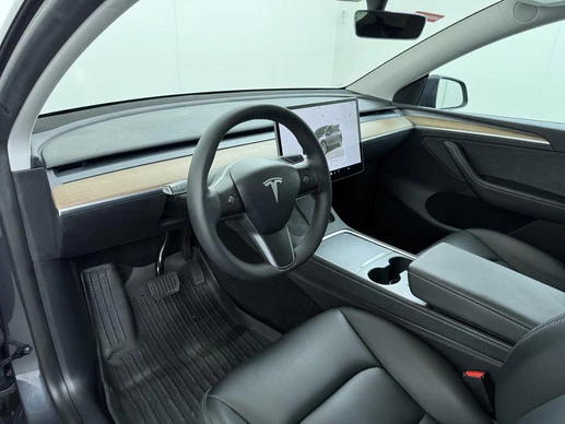Tesla Model Y - Afbeelding 17 van 30