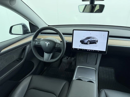 Tesla Model Y - Afbeelding 25 van 30