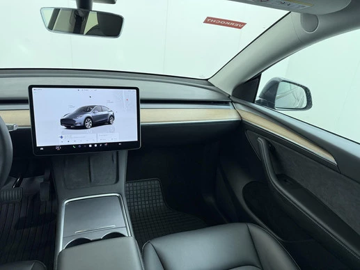 Tesla Model Y - Afbeelding 26 van 30