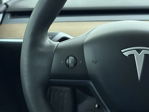 Tesla Model Y - Afbeelding 29 van 30