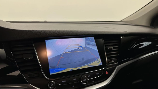 Opel Astra - Afbeelding 10 van 30