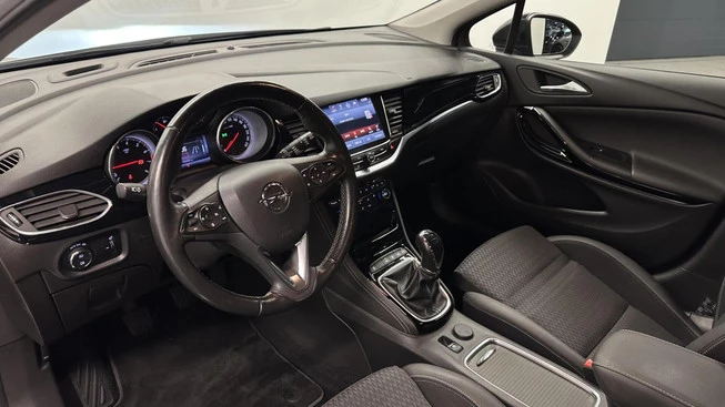 Opel Astra - Afbeelding 25 van 30