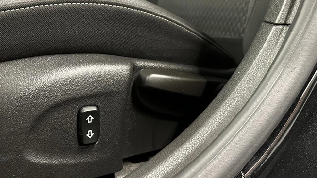 Opel Astra - Afbeelding 28 van 30