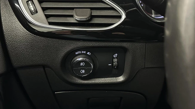 Opel Astra - Afbeelding 29 van 30