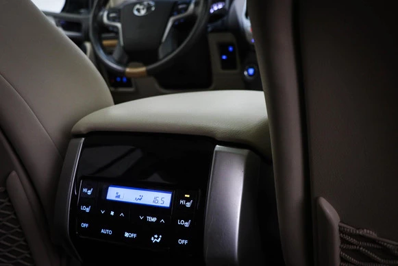 Toyota Land Cruiser - Afbeelding 3 van 30