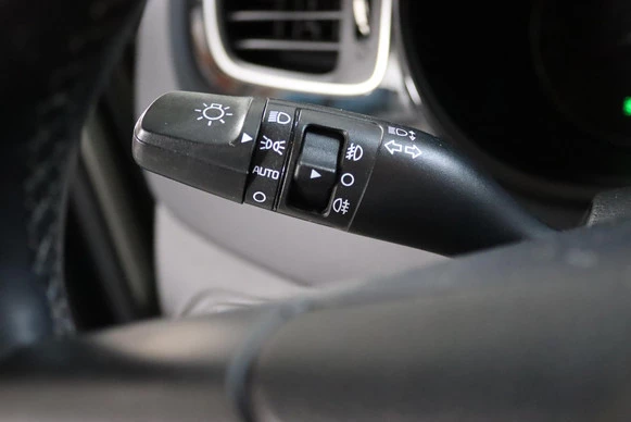Kia Carens - Afbeelding 11 van 30