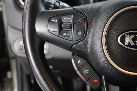 Kia Carens - Afbeelding 12 van 30