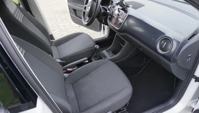 Volkswagen up! - Afbeelding 16 van 22