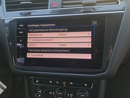 Volkswagen Tiguan - Afbeelding 18 van 30