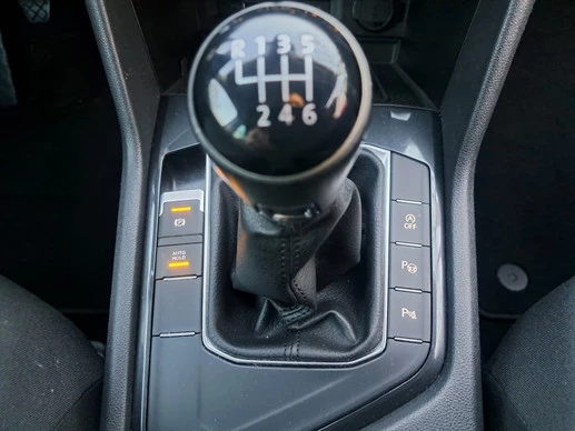 Volkswagen Tiguan - Afbeelding 21 van 30