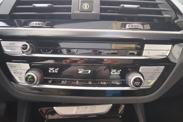 BMW iX3 - Afbeelding 17 van 28