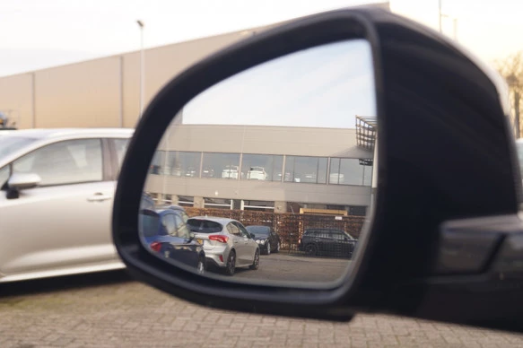 BMW iX3 - Afbeelding 24 van 28