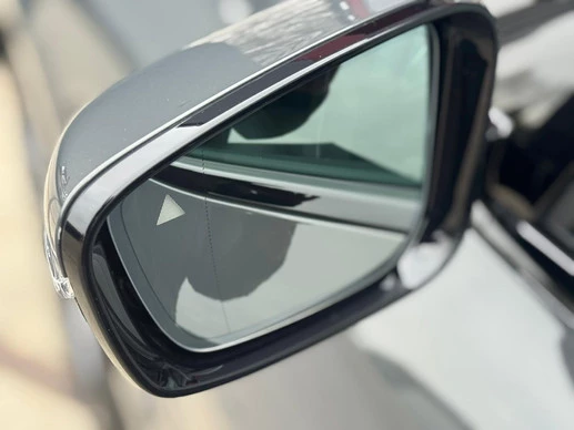 BMW i4 - Afbeelding 11 van 30