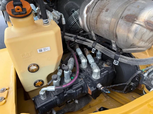 Caterpillar  - Afbeelding 14 van 30