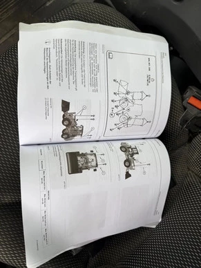 Caterpillar  - Afbeelding 21 van 30