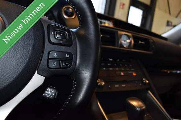 Lexus IS - Afbeelding 9 van 30