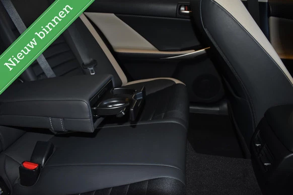 Lexus IS - Afbeelding 23 van 30
