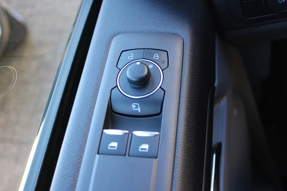 Ford Tourneo Custom - Afbeelding 26 van 30