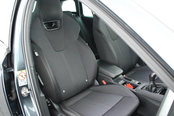 Škoda Octavia - Afbeelding 2 van 30