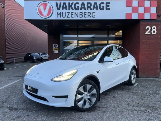 Tesla Model Y - Afbeelding 1 van 28