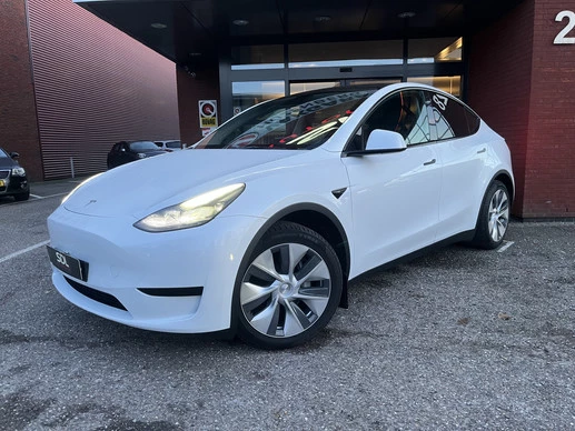 Tesla Model Y - Afbeelding 2 van 28