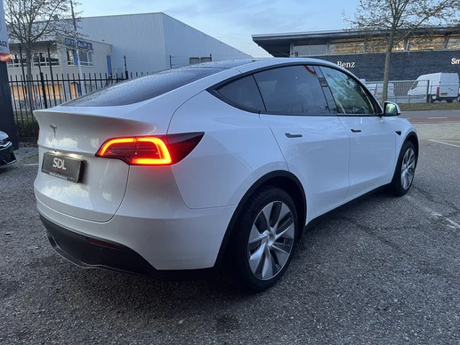 Tesla Model Y - Afbeelding 6 van 28