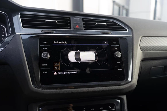 Volkswagen Tiguan - Afbeelding 26 van 30