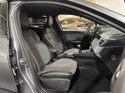 Renault Clio - Afbeelding 17 van 30