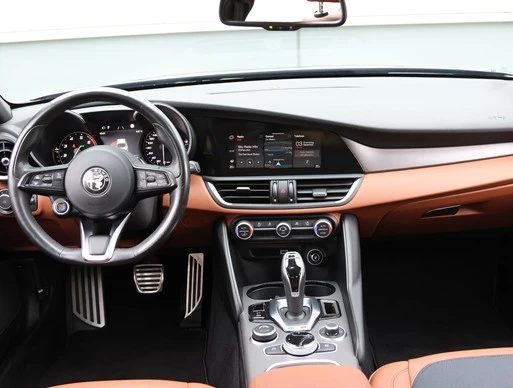 Alfa Romeo Giulia - Afbeelding 13 van 30