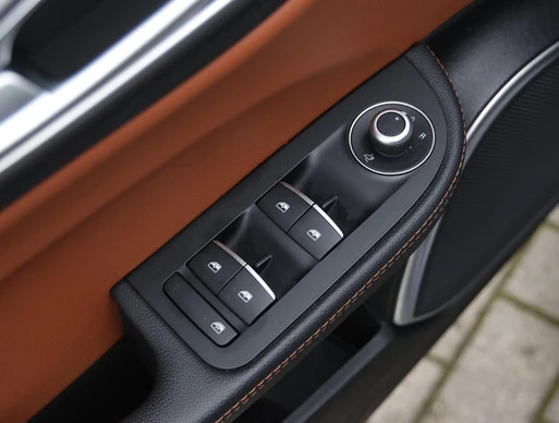 Alfa Romeo Giulia - Afbeelding 24 van 30