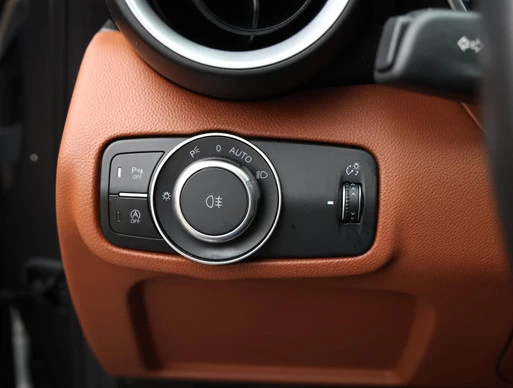 Alfa Romeo Giulia - Afbeelding 26 van 30