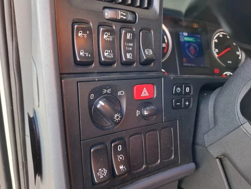 Scania R - Afbeelding 19 van 30