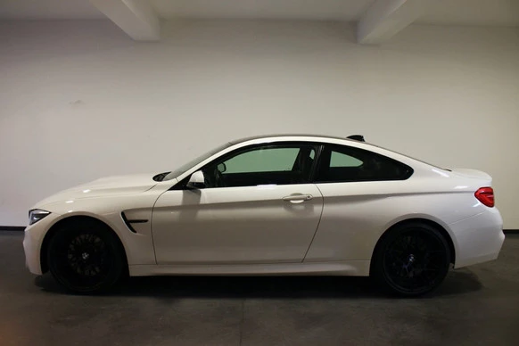 BMW M4 - Afbeelding 2 van 30