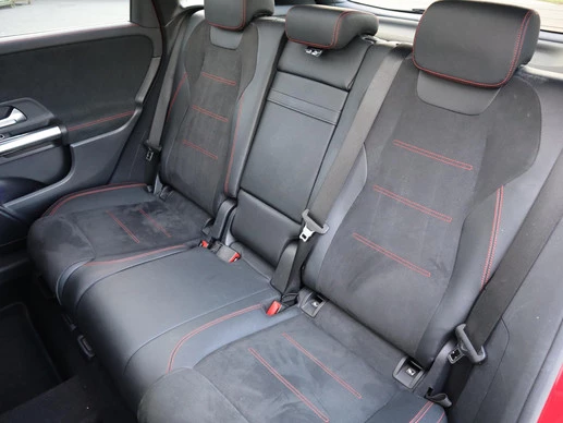 Mercedes-Benz B-Klasse - Afbeelding 14 van 30