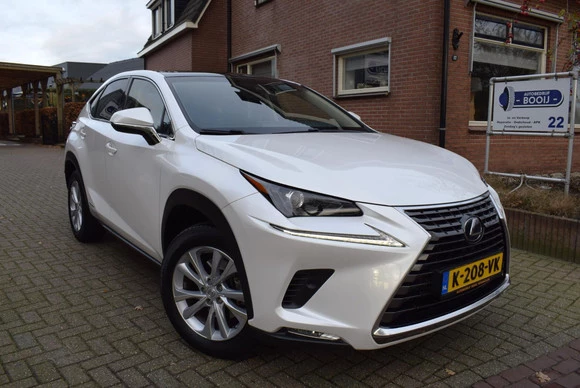 Lexus NX - Afbeelding 2 van 30