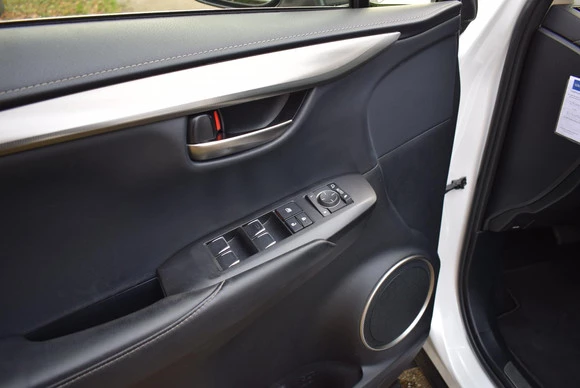 Lexus NX - Afbeelding 13 van 30