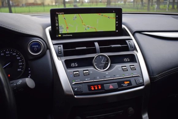Lexus NX - Afbeelding 23 van 30
