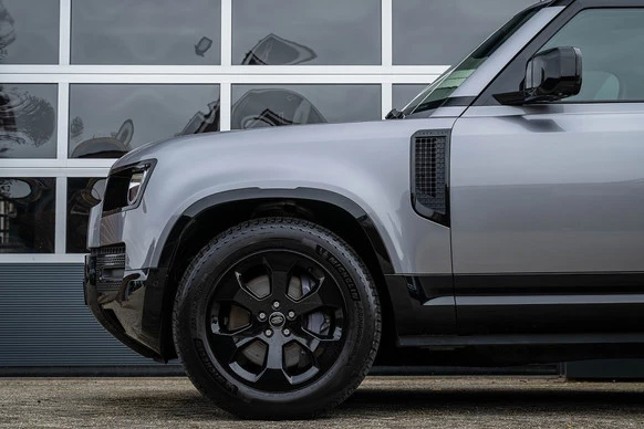 Land Rover Defender - Afbeelding 23 van 29