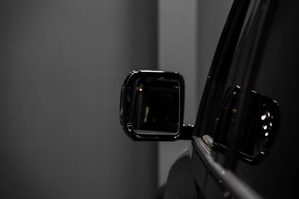 Land Rover Defender - Afbeelding 16 van 30