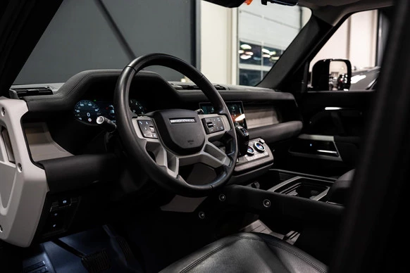 Land Rover Defender - Afbeelding 20 van 30