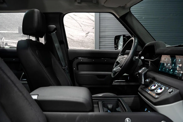 Land Rover Defender - Afbeelding 27 van 30