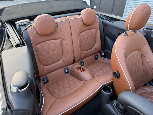 MINI Cooper S Cabrio - Afbeelding 11 van 30