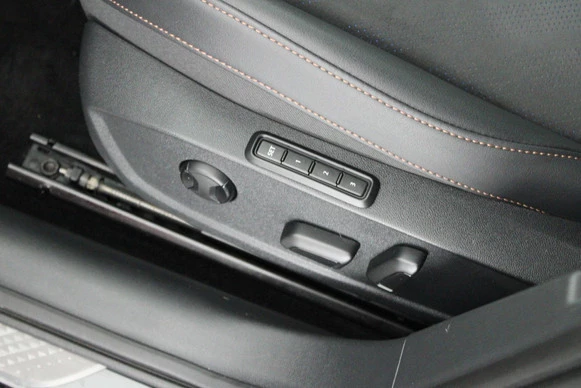 CUPRA Leon Sportstourer - Afbeelding 7 van 30