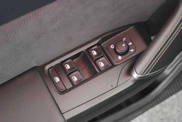 CUPRA Leon Sportstourer - Afbeelding 16 van 30