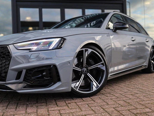 Audi RS4 - Afbeelding 2 van 30