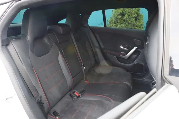 Mercedes-Benz CLA - Afbeelding 25 van 30