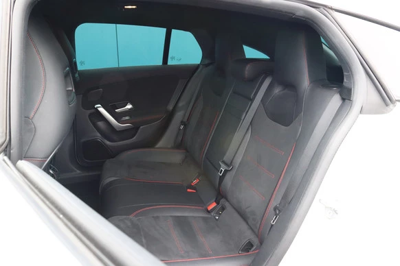 Mercedes-Benz CLA - Afbeelding 28 van 30