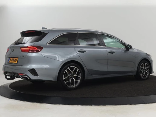 Kia Ceed - Afbeelding 28 van 30