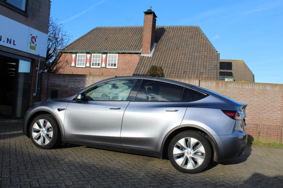 Tesla Model Y - Afbeelding 3 van 23